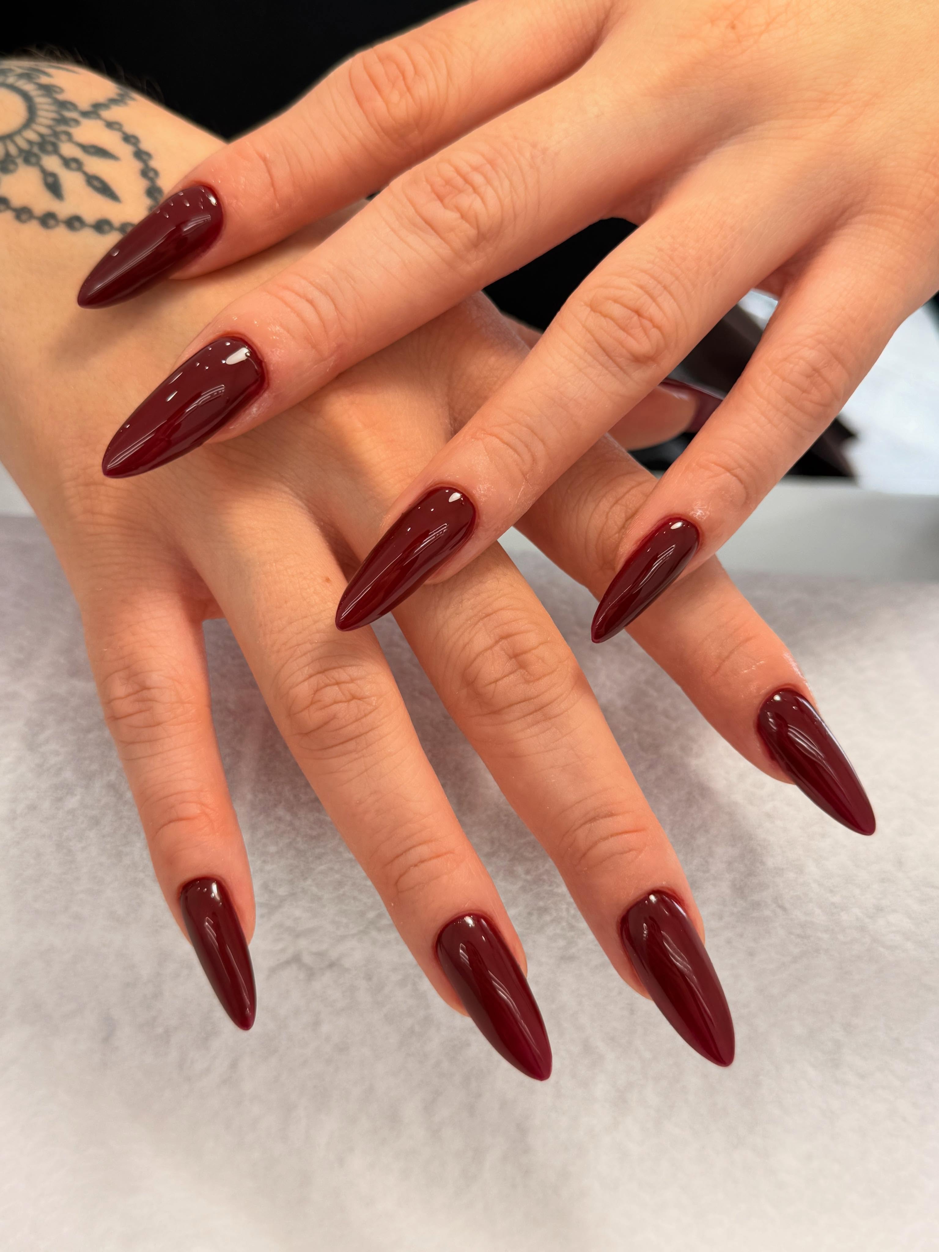 Ricostruzione gel bordeaux